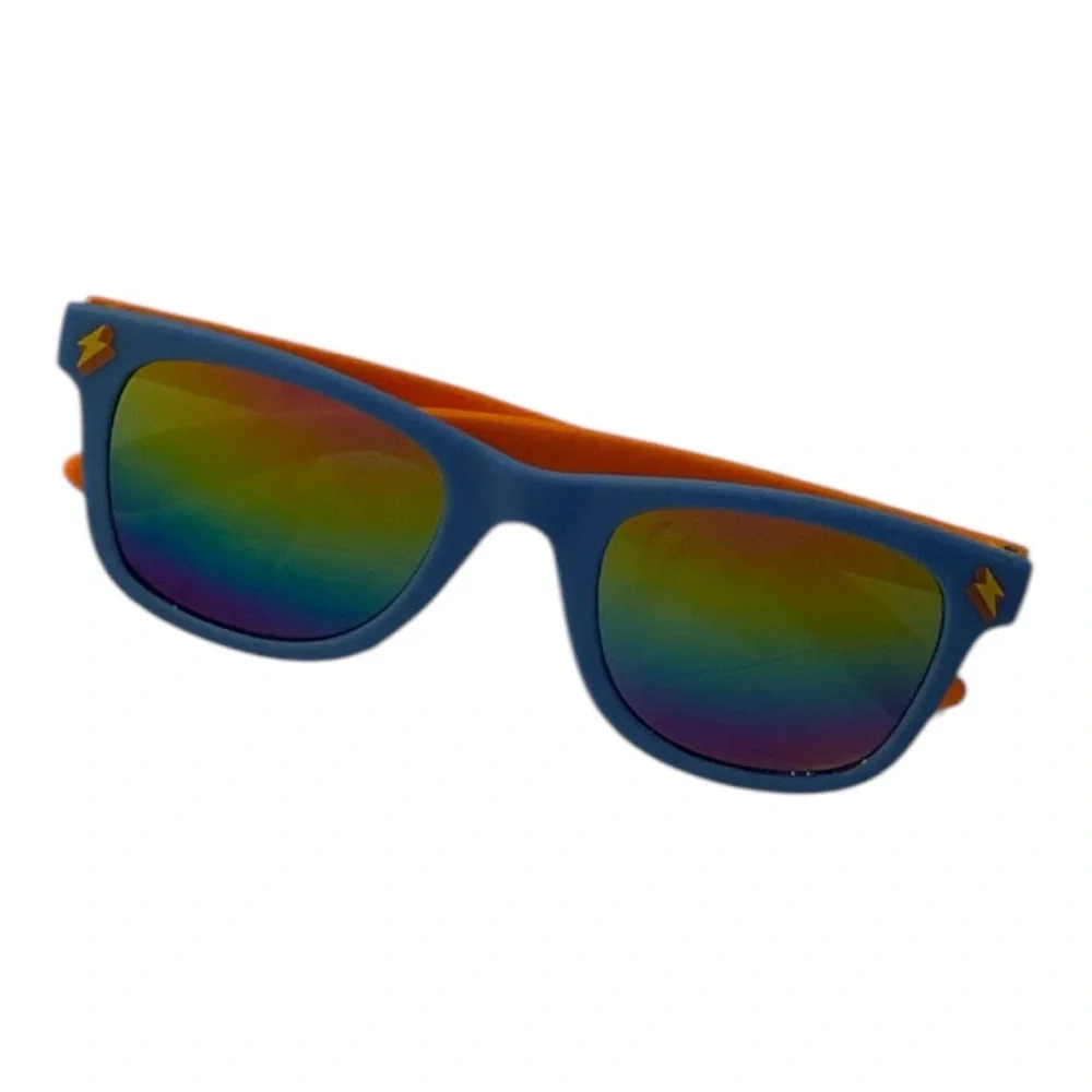 Kids 3 pairs of sunglasses (patriotic, polarized, white change color with sun)